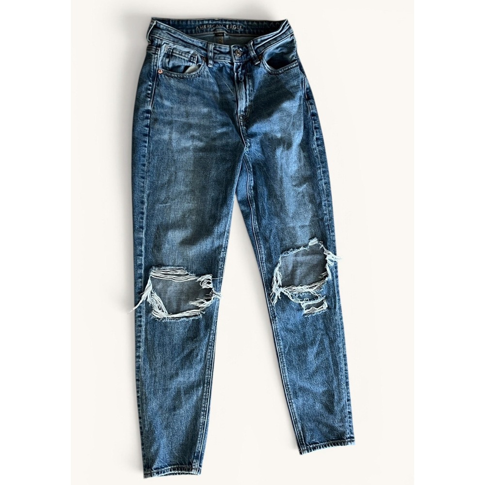 American Eagle High Rise Mom Jeans Womens Size 2 Ripped Distressed Denim